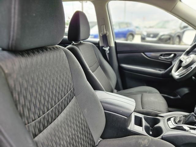 Certified 2018 Nissan Rogue S image 14