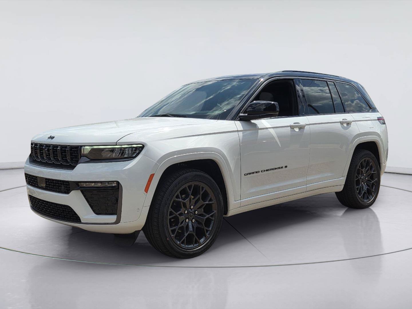 New 2027 Jeep Grand Cherokee Summit