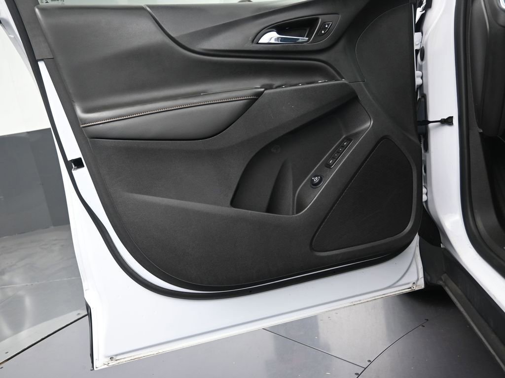Used 2024 Chevrolet Equinox Premier FWD image 12