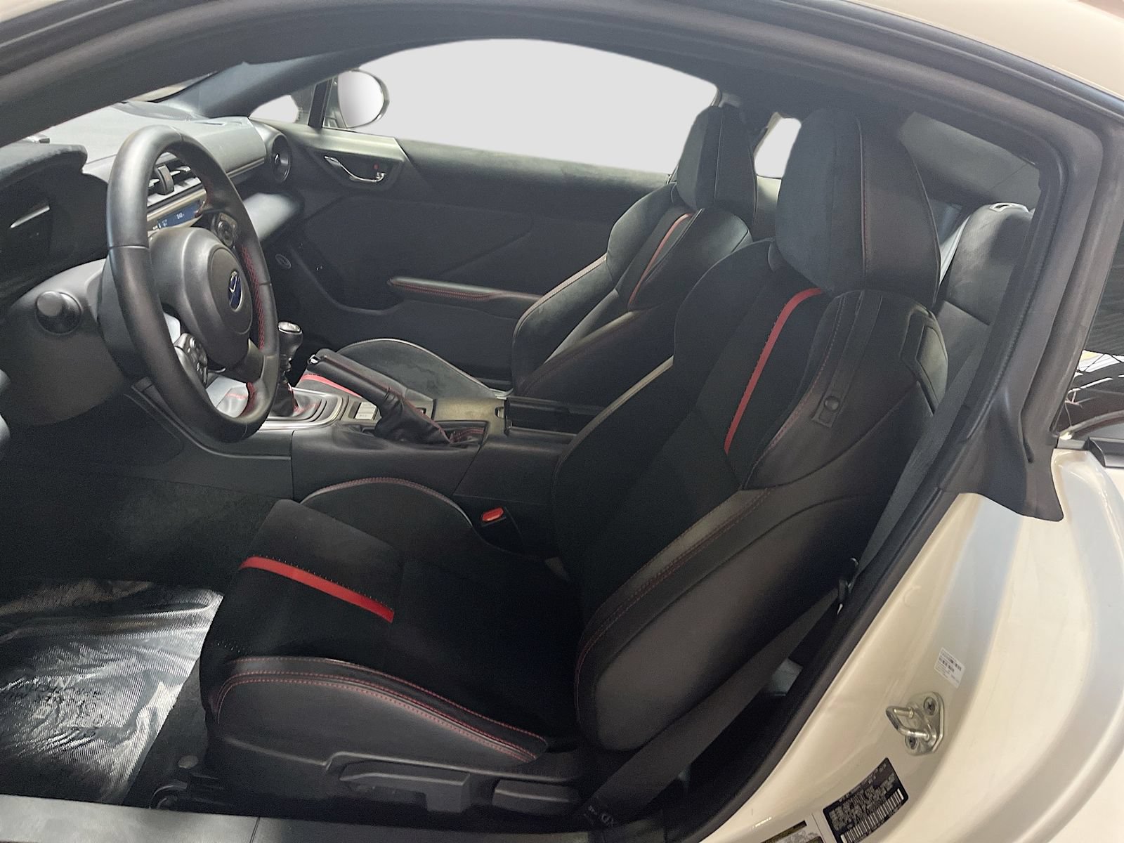 Used 2024 Subaru BRZ Limited RWD image 20