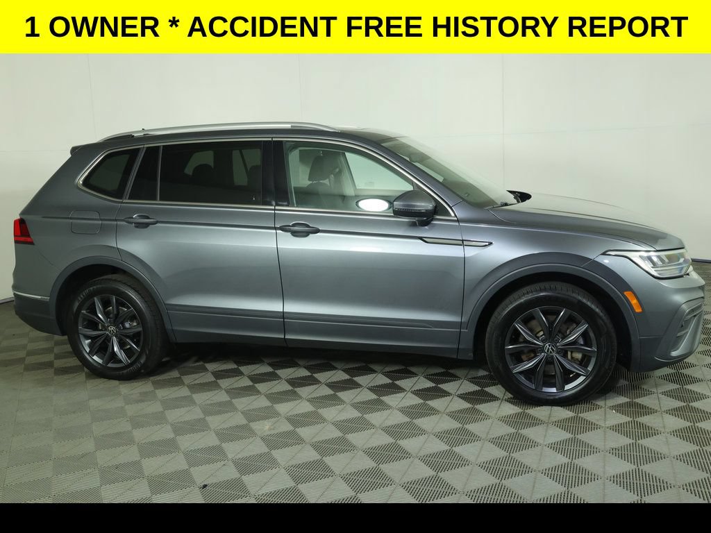 Used 2022 Volkswagen Tiguan SE AWD/4WD image 3