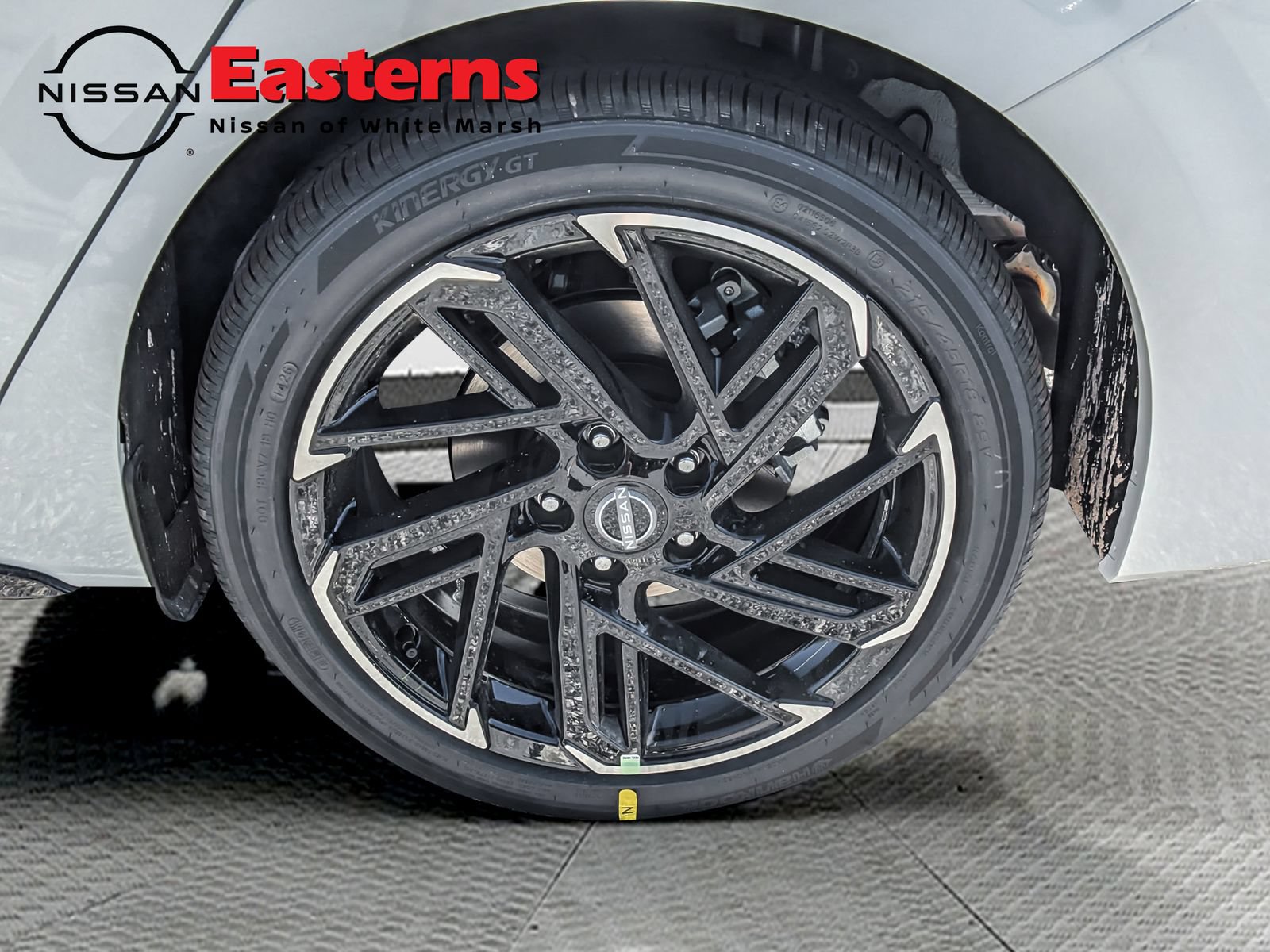New 2027 Nissan Sentra SR w/ Floor Mat Package FWD image 26