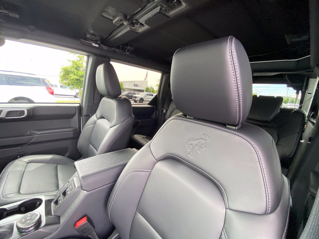 New 2026 Ford Bronco Outer Banks AWD/4WD image 21