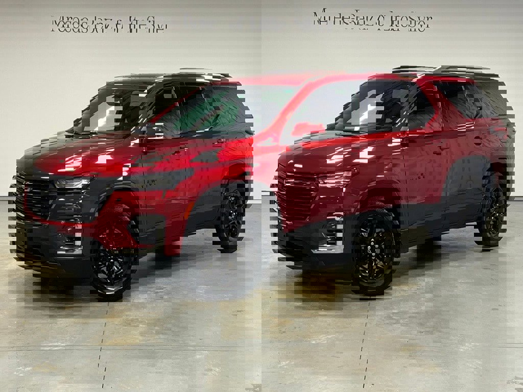 Used 2023 Chevrolet Traverse LT w/ Midnight/Sport Edition image 1