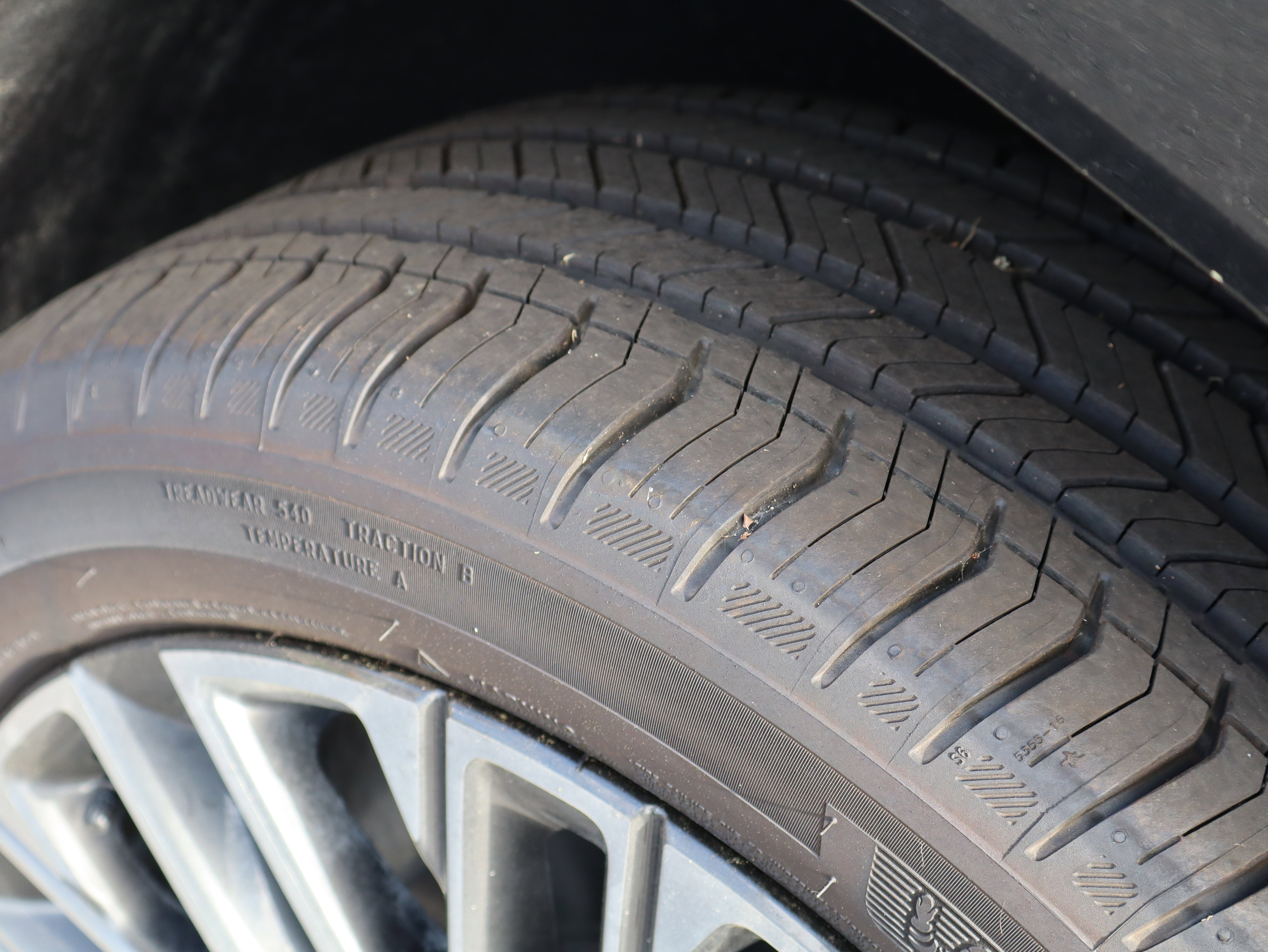 New 2026 GMC Terrain Denali w/ LPO, Floor Liner Package image 14