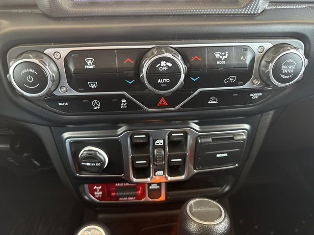 Used 2023 Jeep Gladiator Mojave w/ Trailer Tow Package image 22