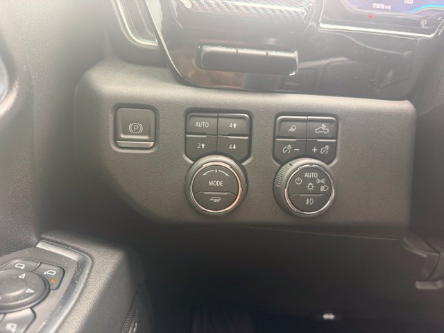 Used 2024 Chevrolet Silverado 2500 LTZ w/ LTZ Convenience Package AWD/4WD image 15