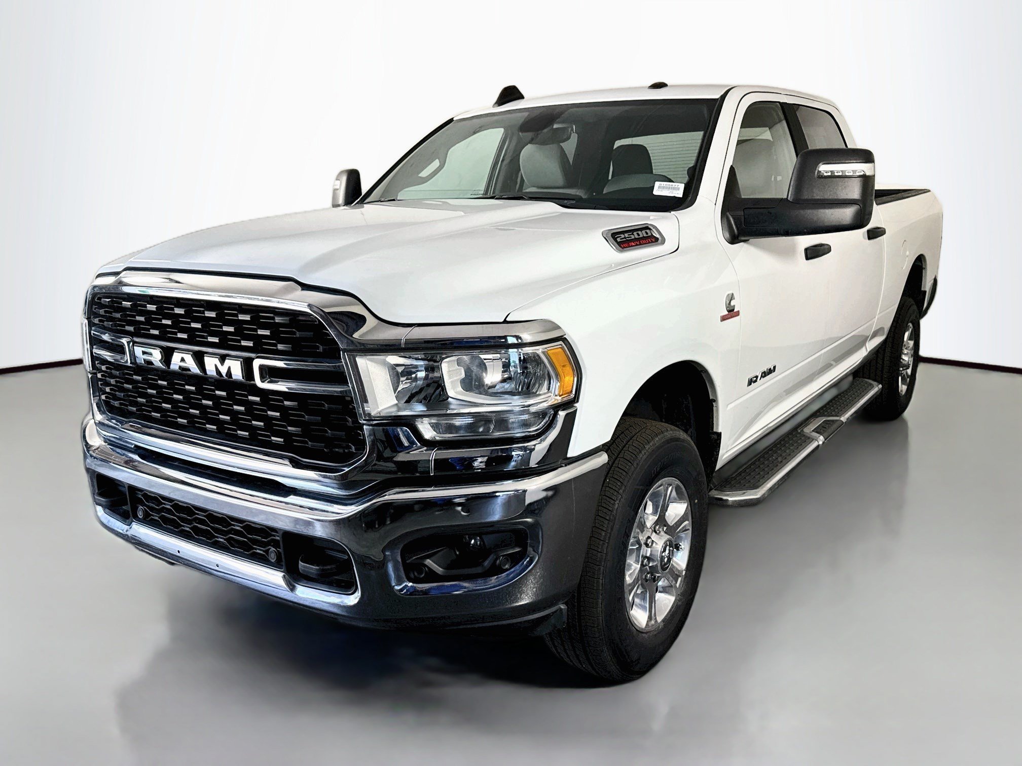 Used 2024 RAM 2500 Big Horn w/ Off Road Package AWD/4WD image 4