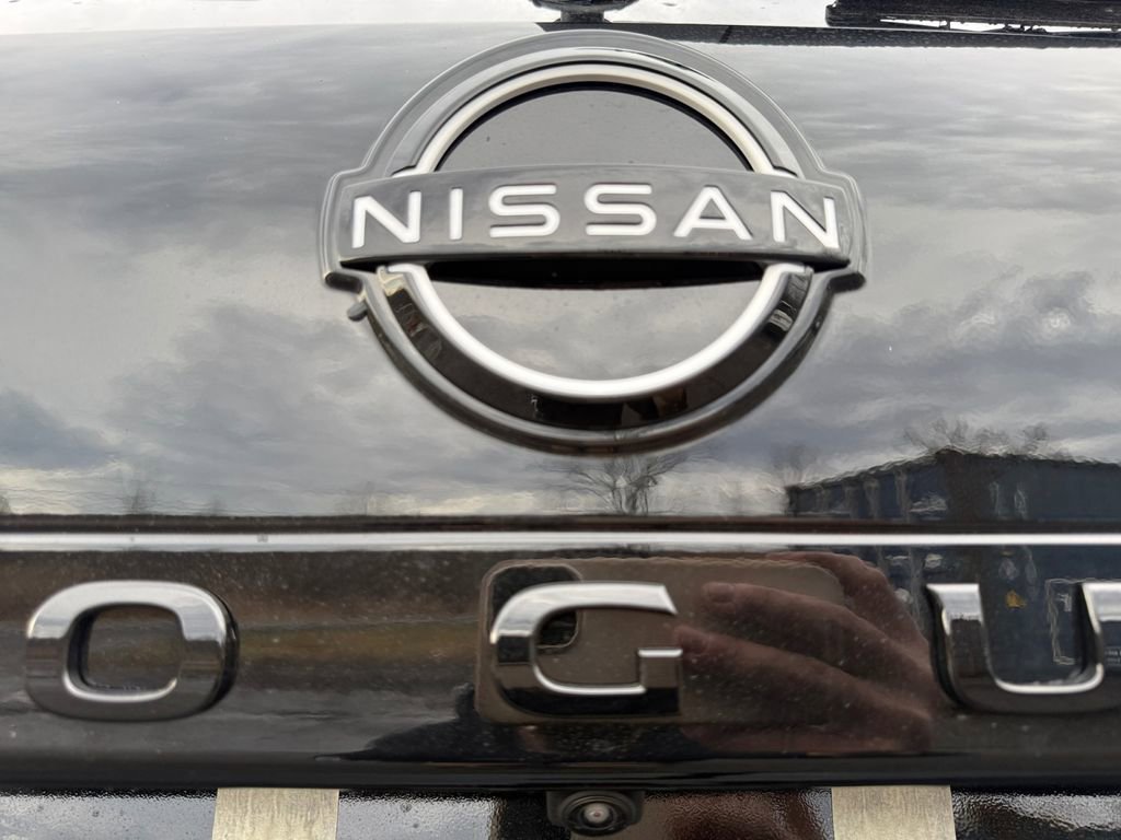 New 2026 Nissan Rogue SV AWD/4WD image 17