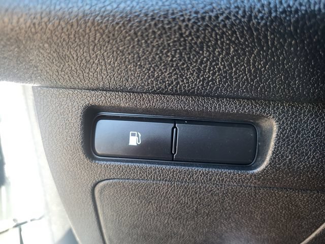 Used 2018 Kia Sorento FWD image 21