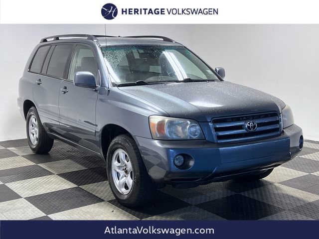Used 2005 Toyota Highlander 2WD w/ Towing Prep Pkg image 1