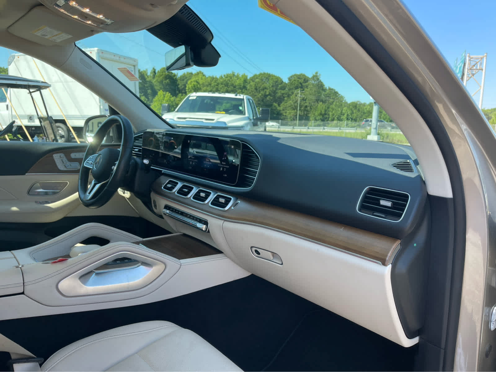 Used 2022 Mercedes-Benz GLE 350 image 28