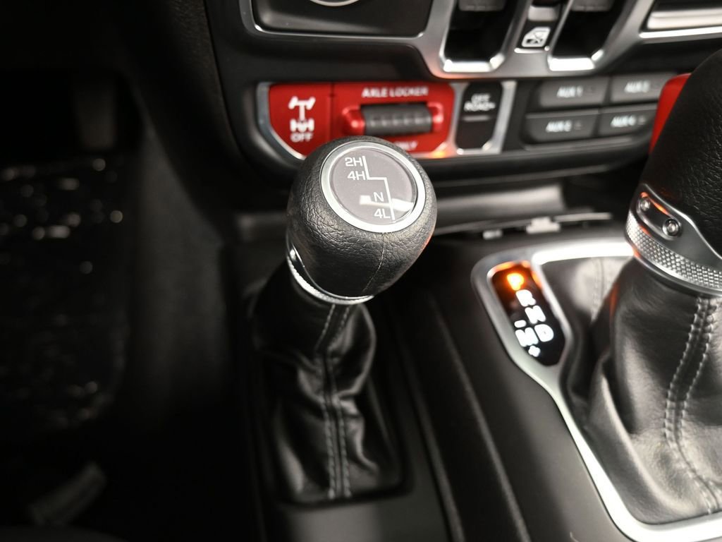 Used 2024 Jeep Gladiator Sport image 27