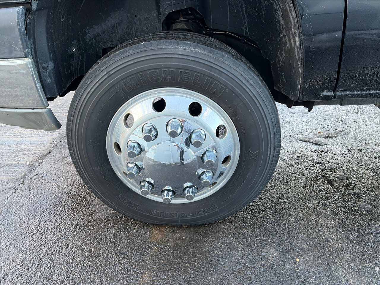 Used 2005 Chevrolet Silverado 3500 LT w/ Heavy-Duty Power Package image 14