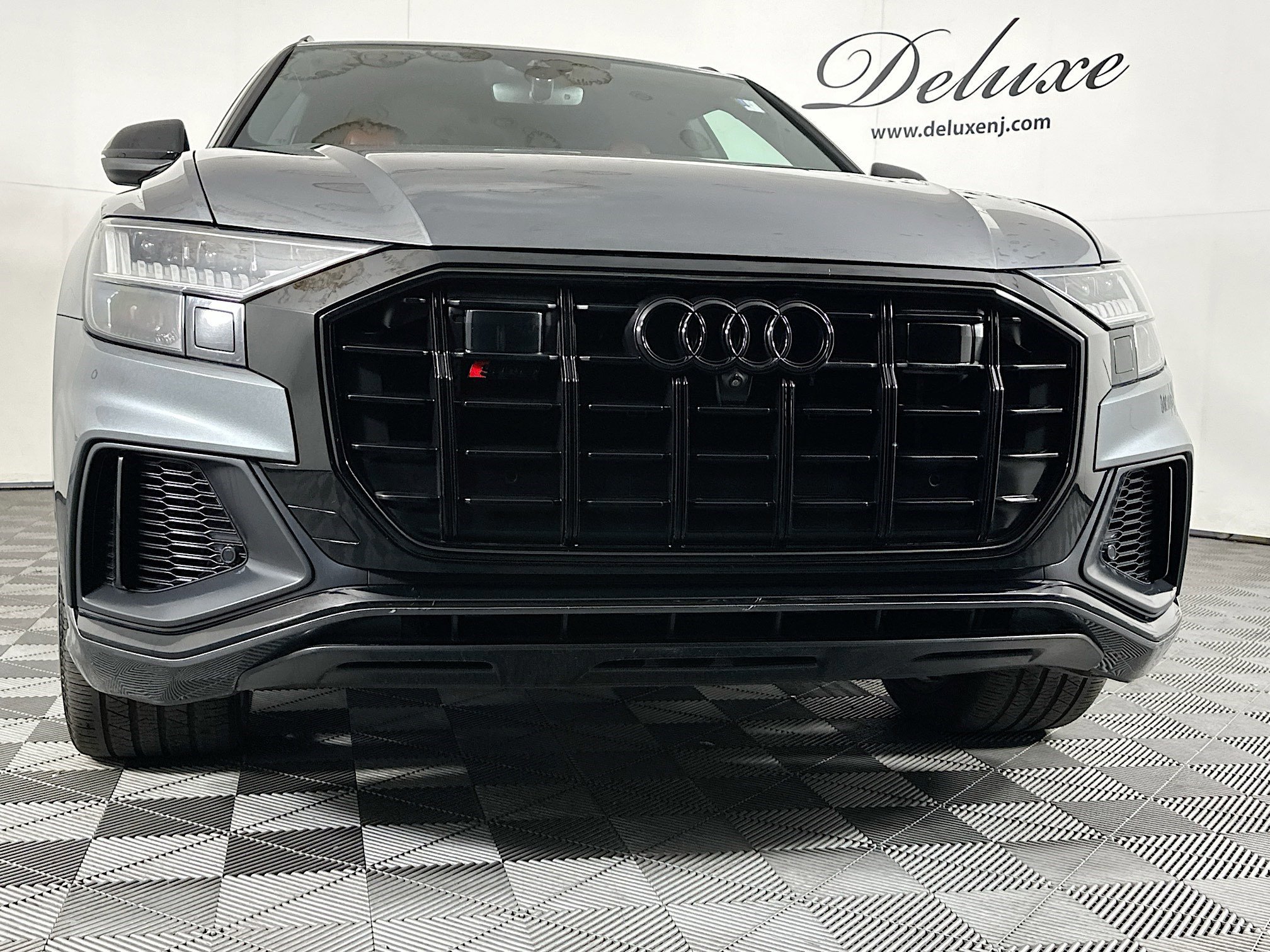 Used 2023 Audi SQ8 Premium Plus w/ Executive Package image 30