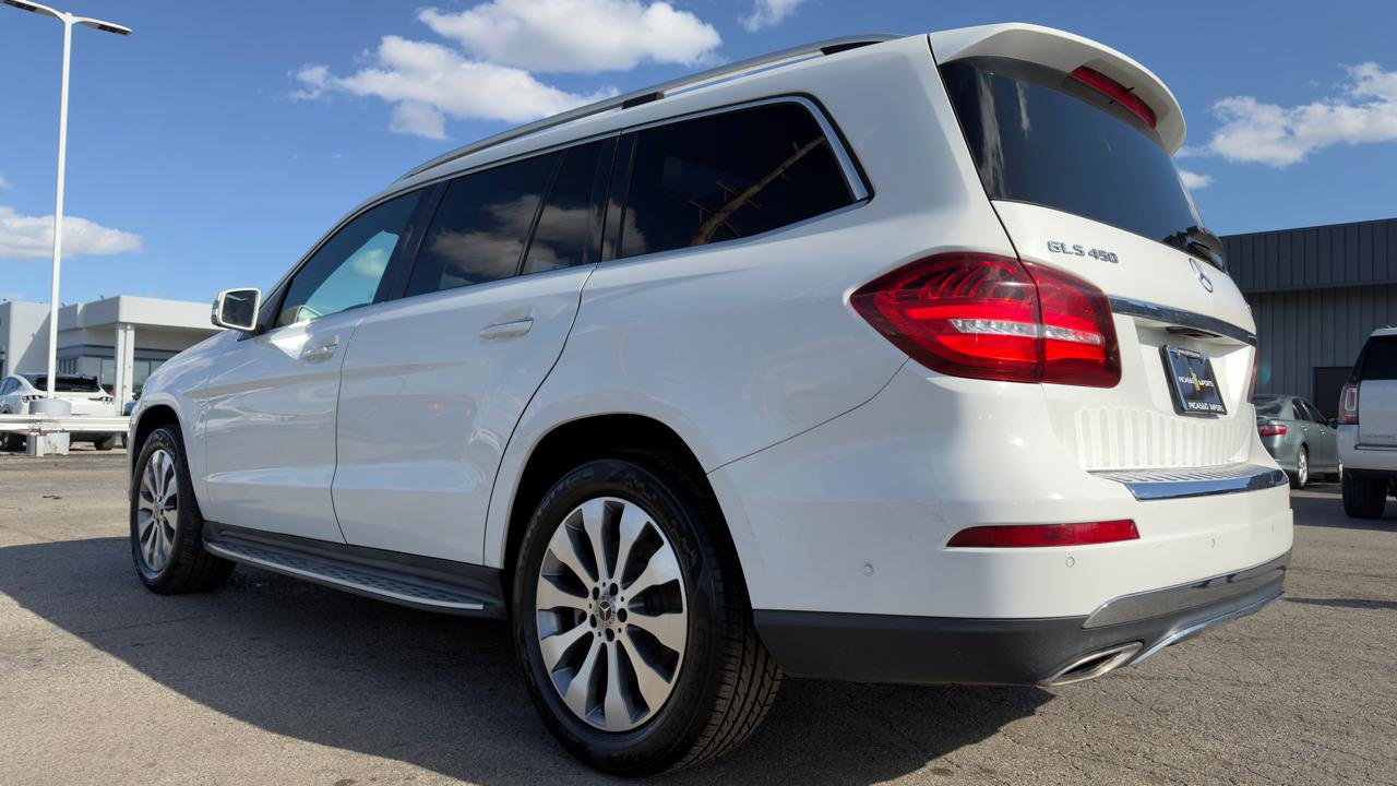 Used 2017 Mercedes-Benz GLS 450 4MATIC image 7