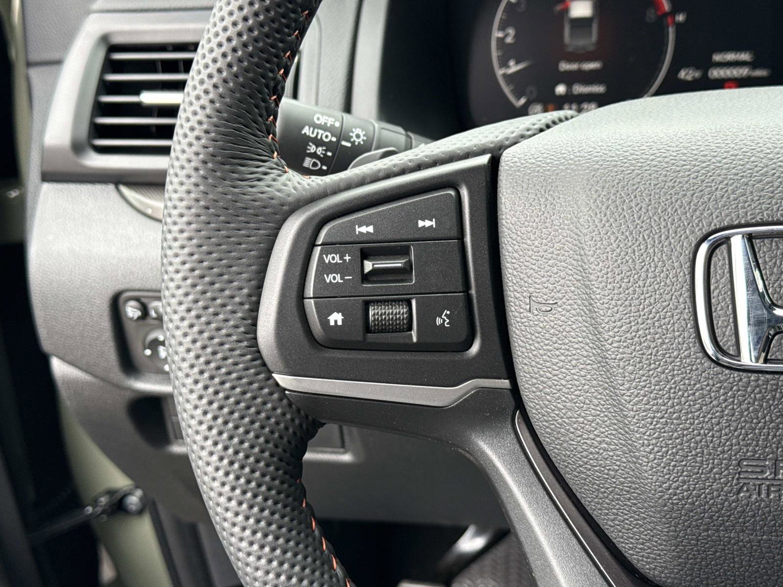 New 2026 Honda Ridgeline TrailSport image 11