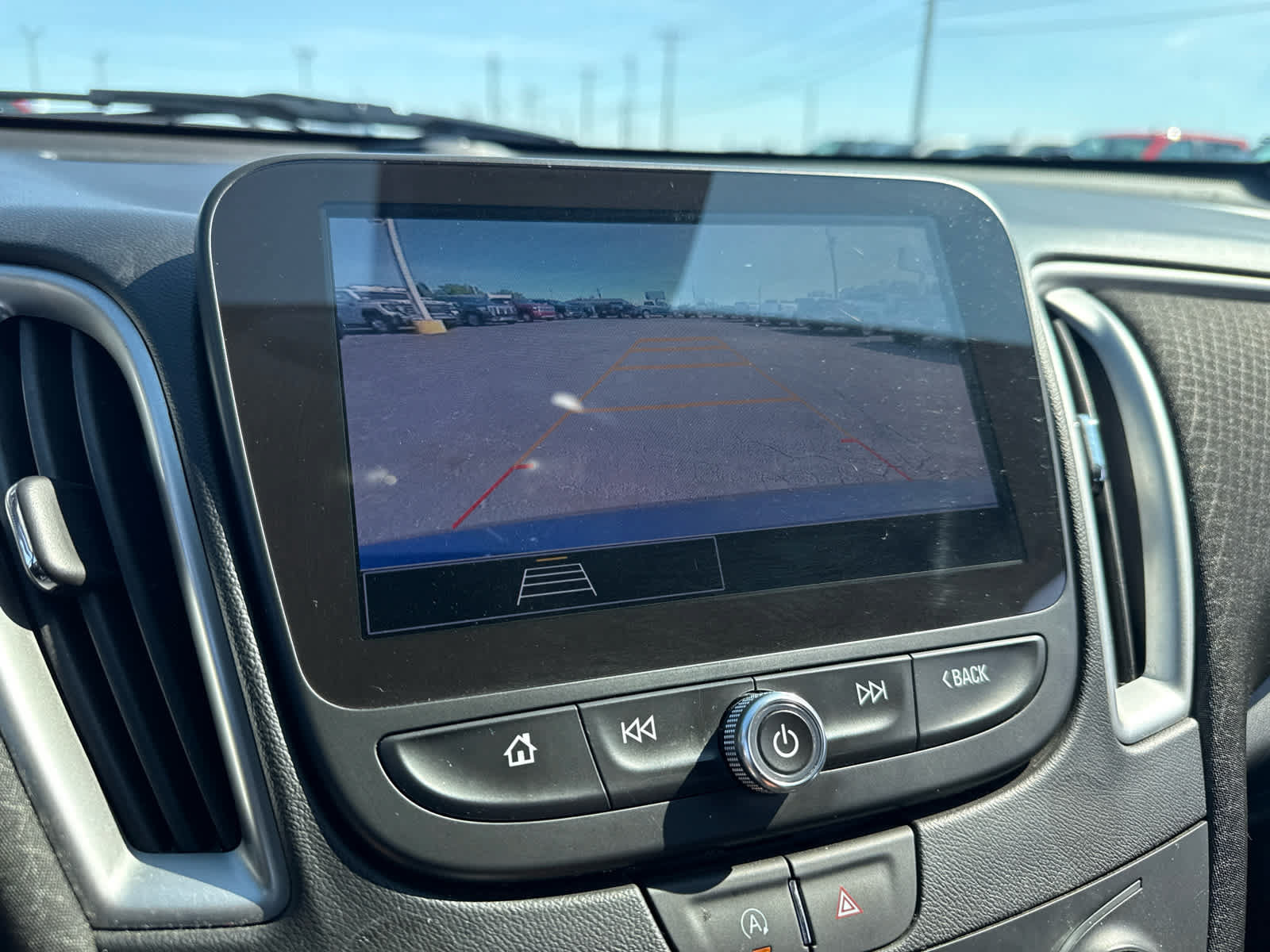 Certified 2025 Chevrolet Malibu LT FWD image 21