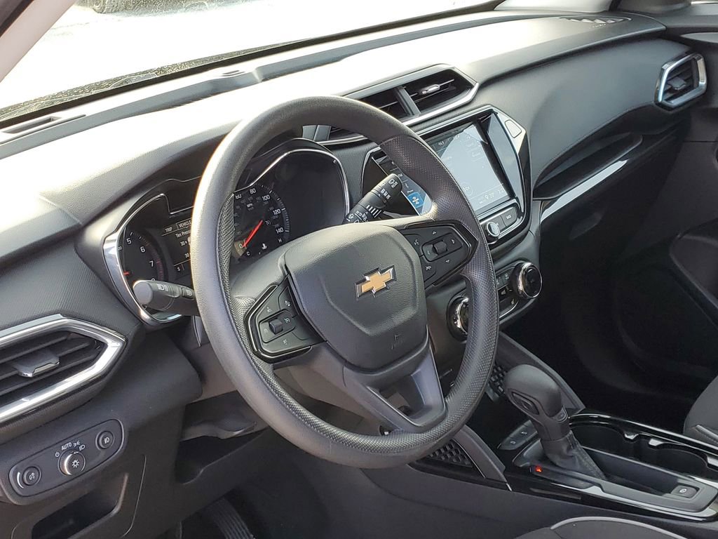 Certified 2023 Chevrolet TrailBlazer LT w/ Convenience Package image 8