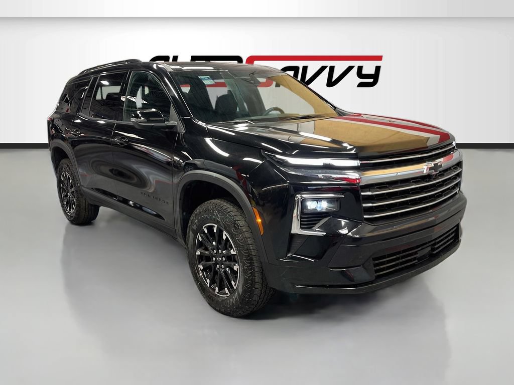 Used 2025 Chevrolet Traverse Z71