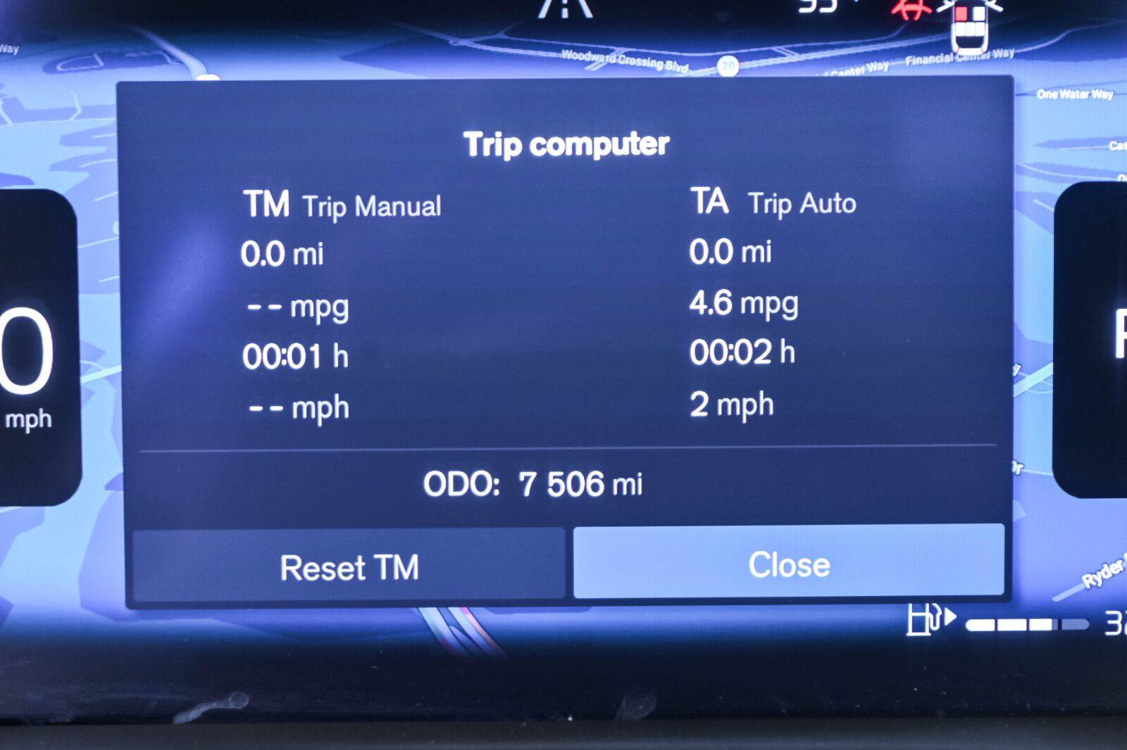 Certified 2026 Volvo XC40 B5 Plus AWD/4WD image 12
