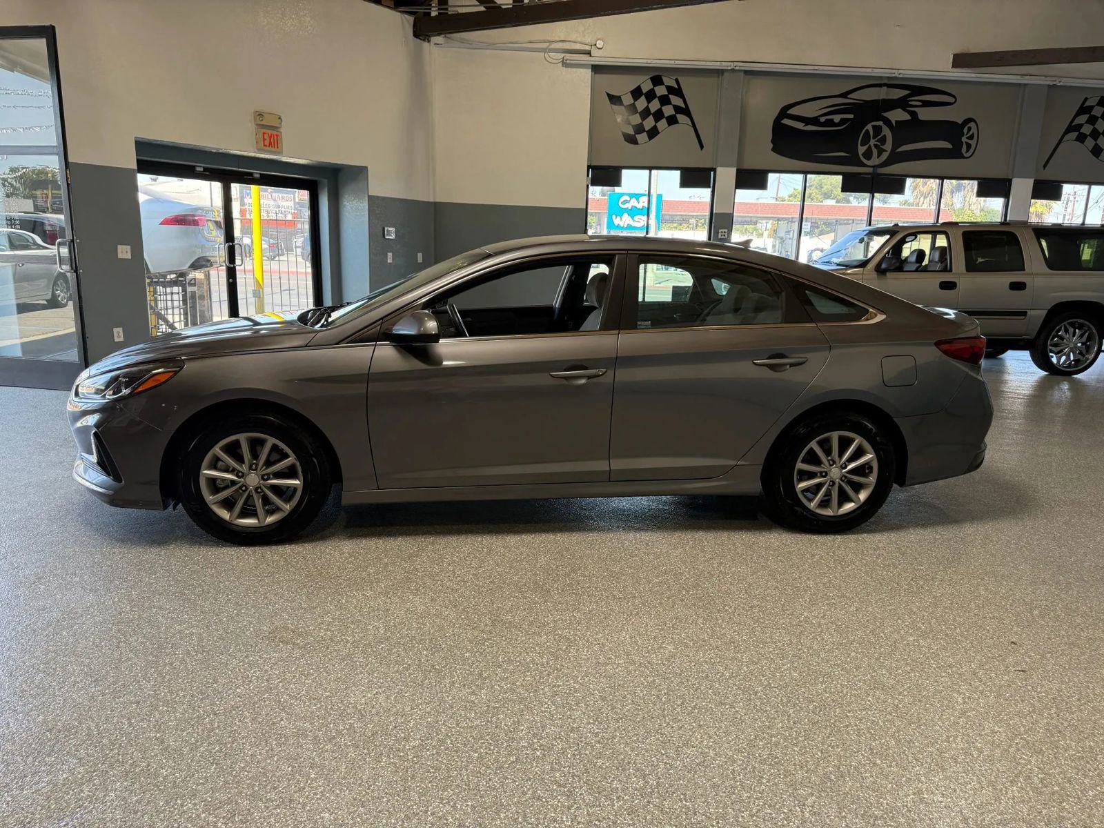 Used 2018 Hyundai Sonata ECO image 3