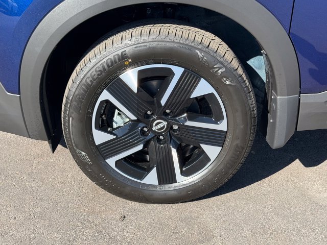 New 2026 Nissan Kicks SV AWD/4WD image 26