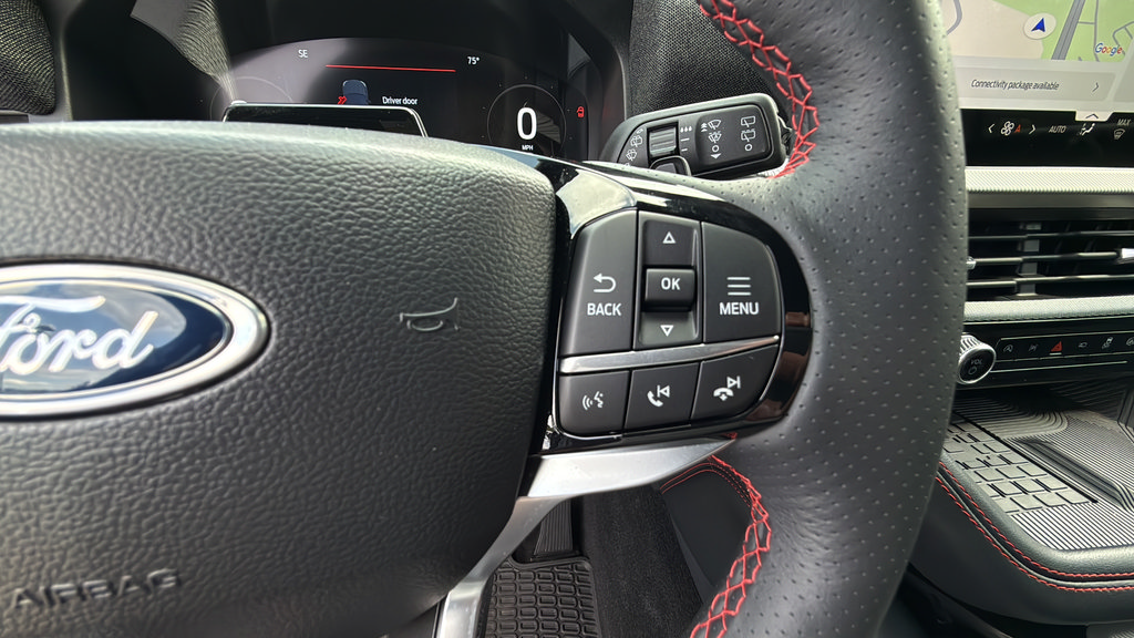 Used 2025 Ford Explorer ST AWD/4WD image 26