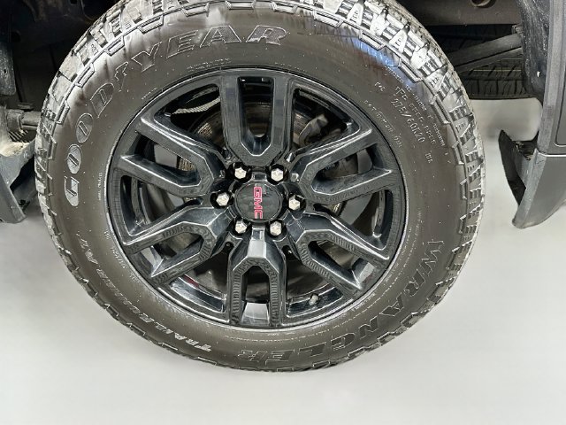 Used 2023 GMC Sierra 1500 Elevation w/ LPO, Elevation Black Package AWD/4WD image 30