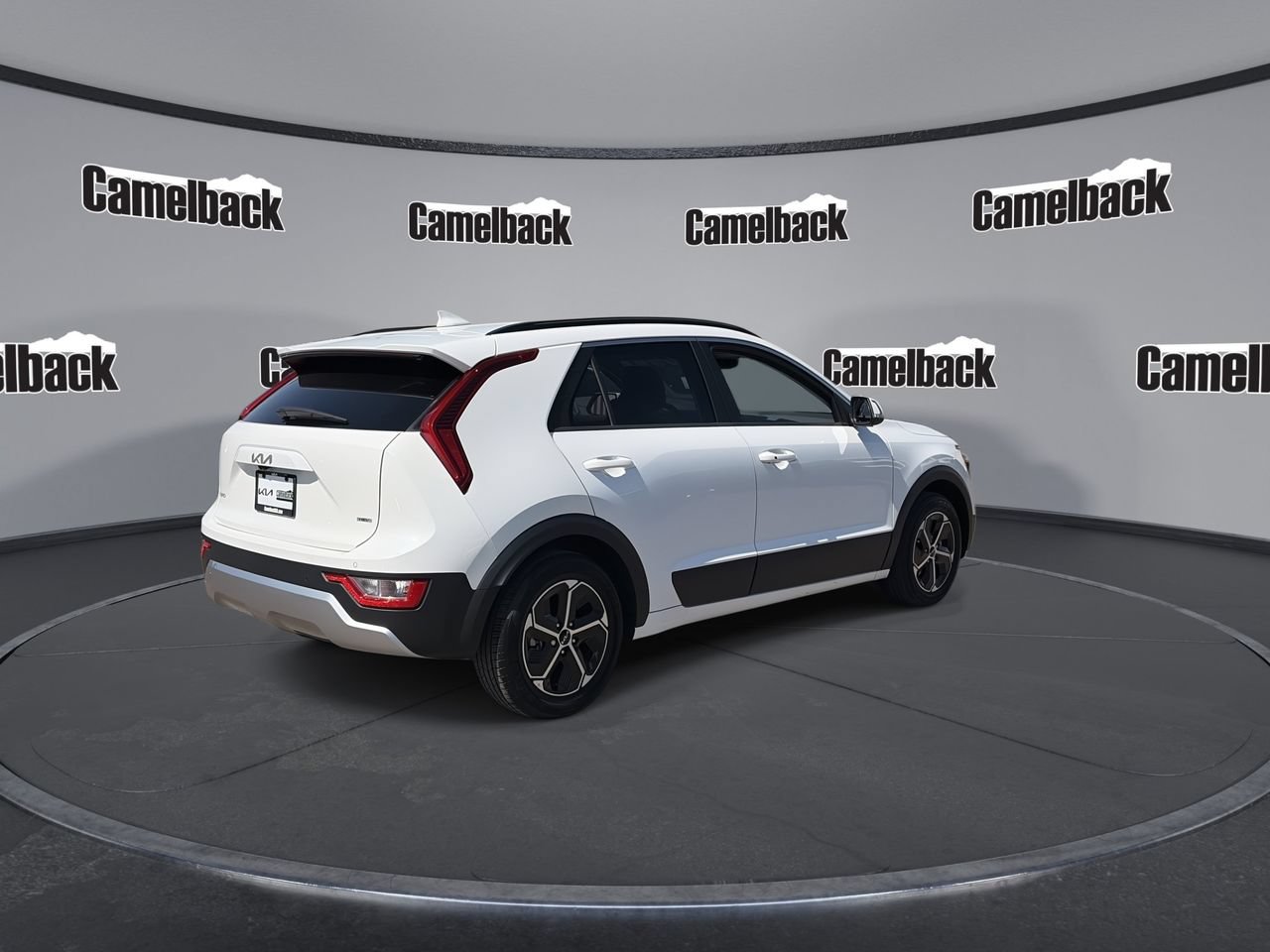 Certified 2024 Kia Niro EX FWD image 7