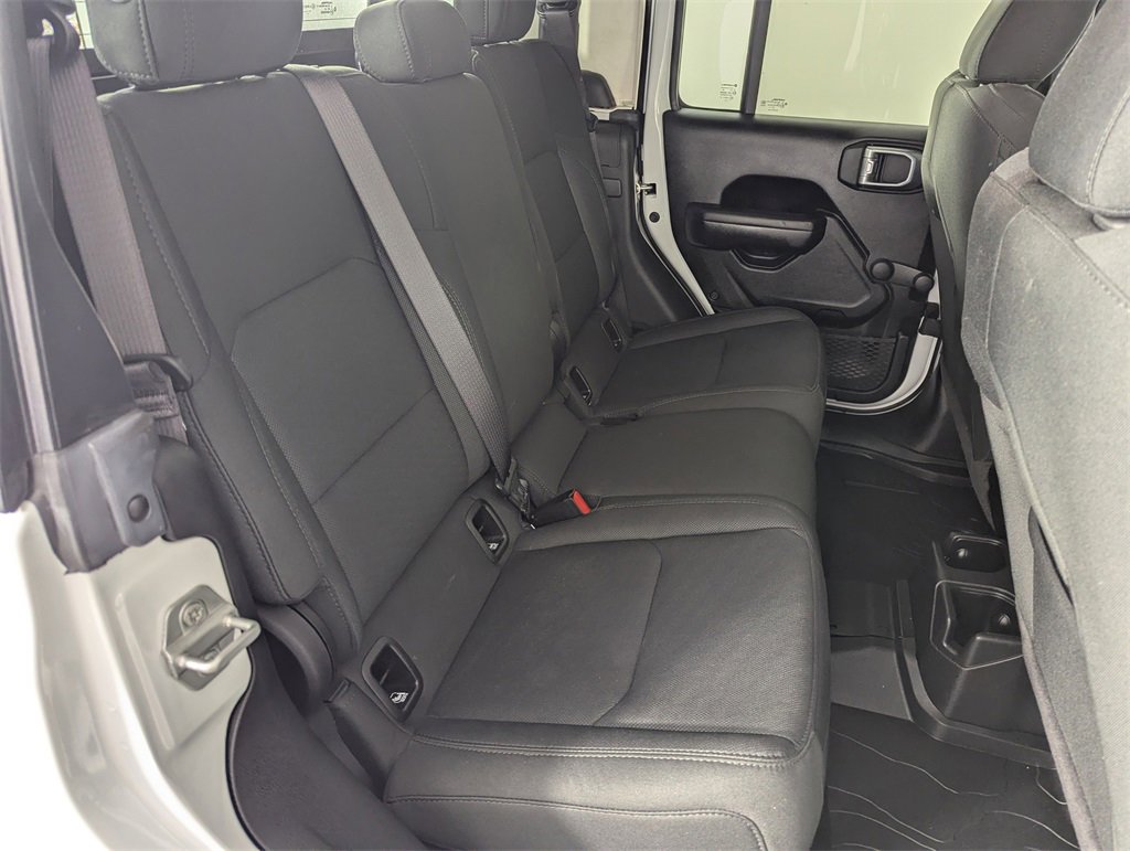 Used 2021 Jeep Gladiator Sport image 30