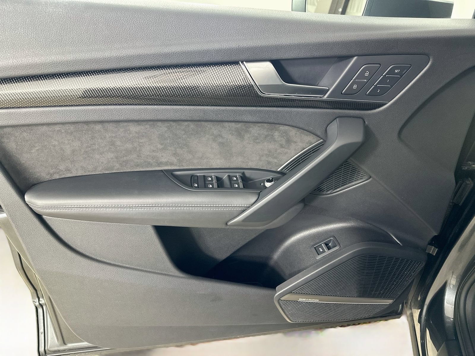 Used 2018 Audi SQ5 Prestige w/ Prestige Package AWD/4WD image 16