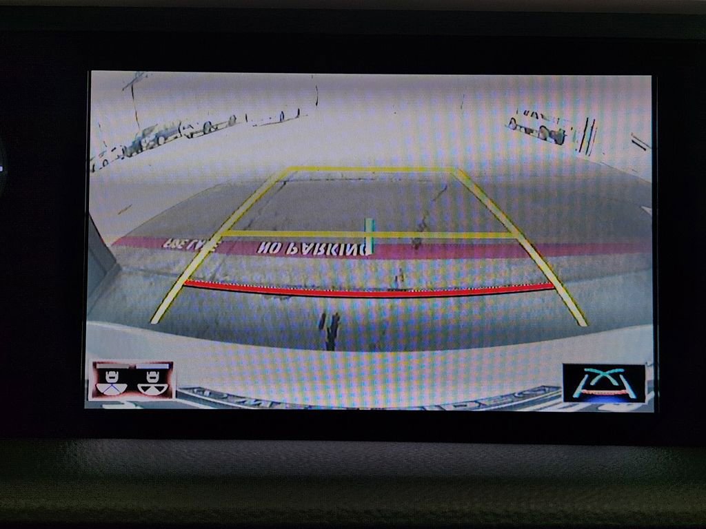 Used 2021 Lexus ES 350 w/ Accessory Package image 17