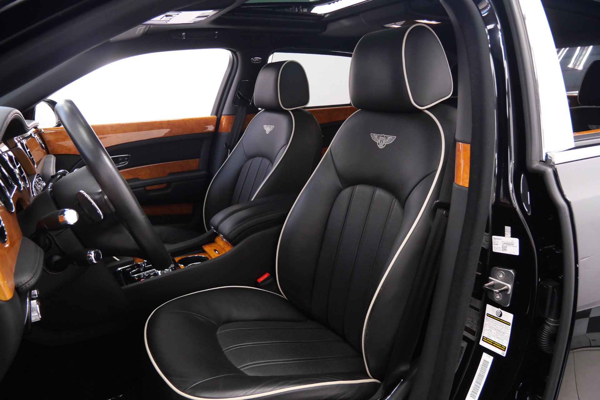 Used 2013 Bentley Mulsanne RWD image 23