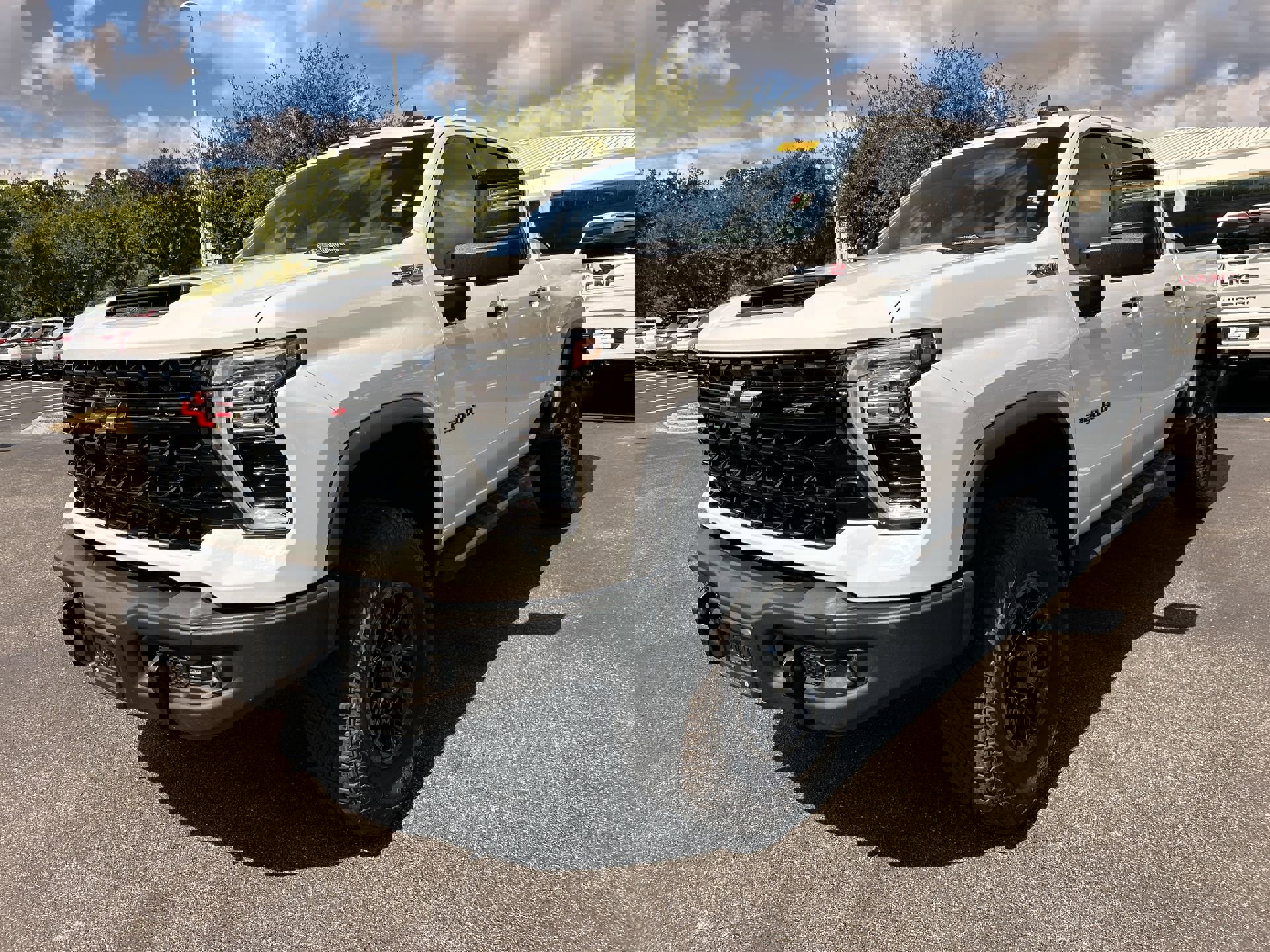 Used 2024 Chevrolet Silverado 2500 ZR2 w/ ZR2 Bison Edition image 5