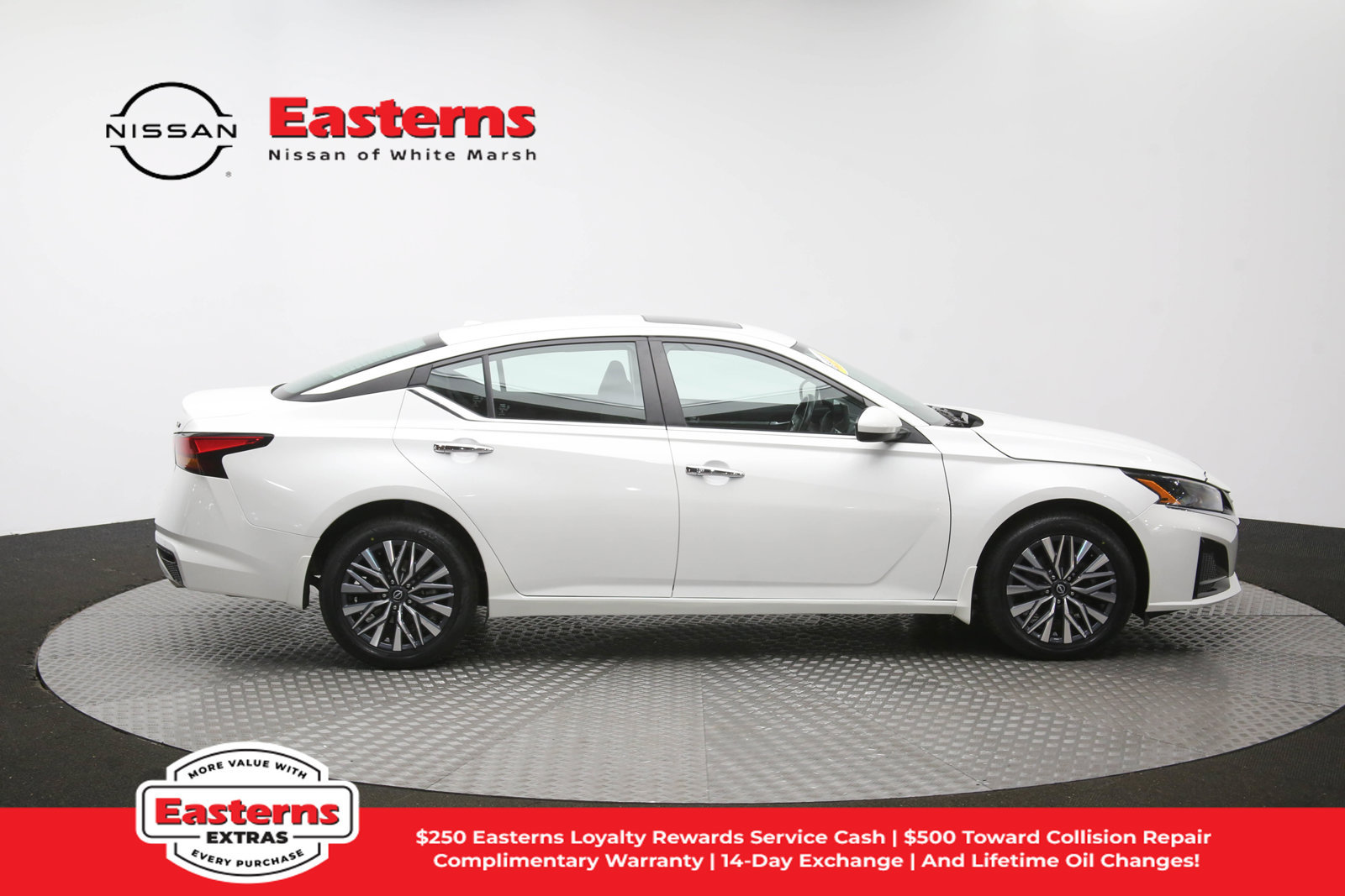 Used 2023 Nissan Altima 2.5 SV w/ SV Premium Package AWD/4WD image 45