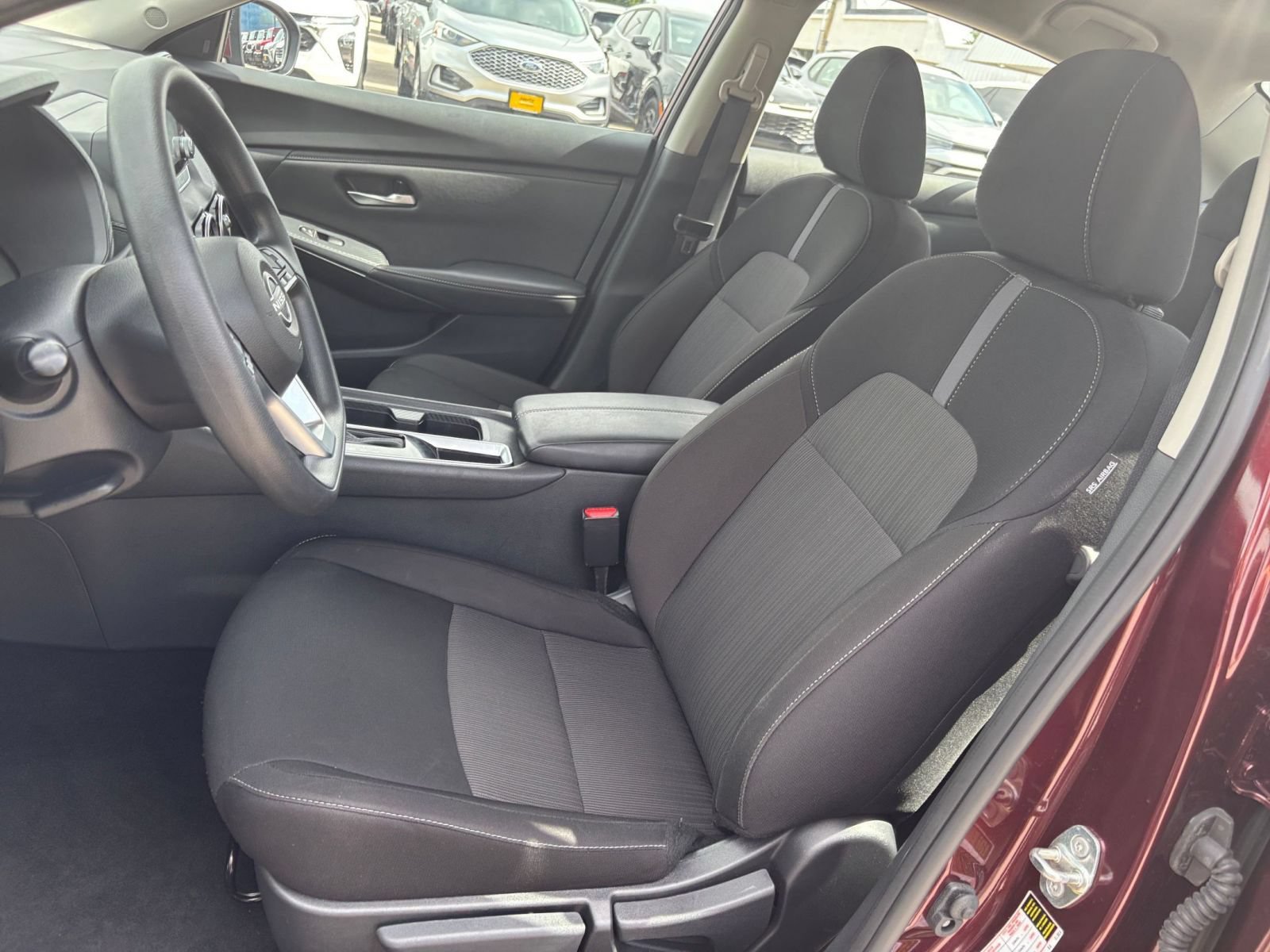 Used 2025 Nissan Sentra SV FWD image 25