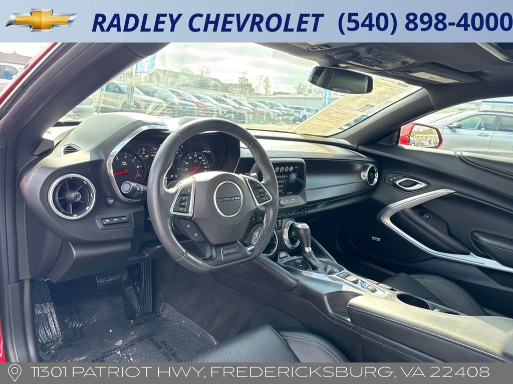 Used 2017 Chevrolet Camaro SS image 4