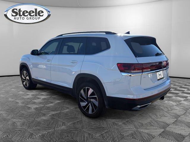 New 2024 Volkswagen Atlas SE image 3