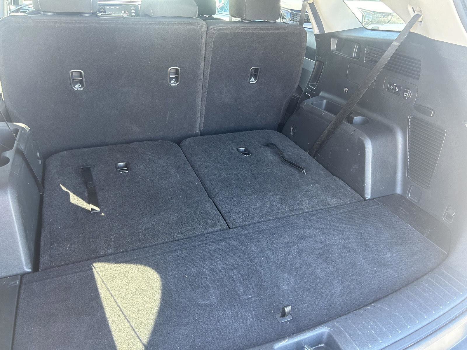 Used 2022 Kia Sorento LX image 8