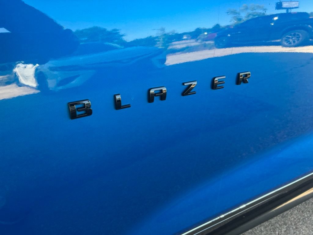 Used 2021 Chevrolet Blazer RS w/ Enhanced Convenience Package AWD/4WD image 34