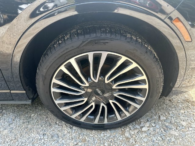 Used 2022 Lincoln Corsair AWD w/ Premium Package image 62