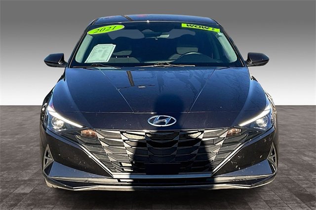 Used 2021 Hyundai Elantra SEL w/ Convenience Package image 3