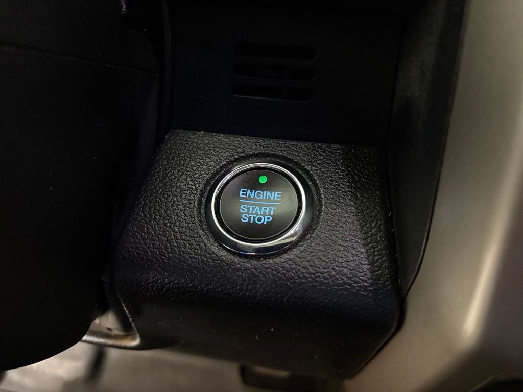 Used 2019 Ford F150 Lariat w/ Equipment Group 502A Luxury AWD/4WD image 24