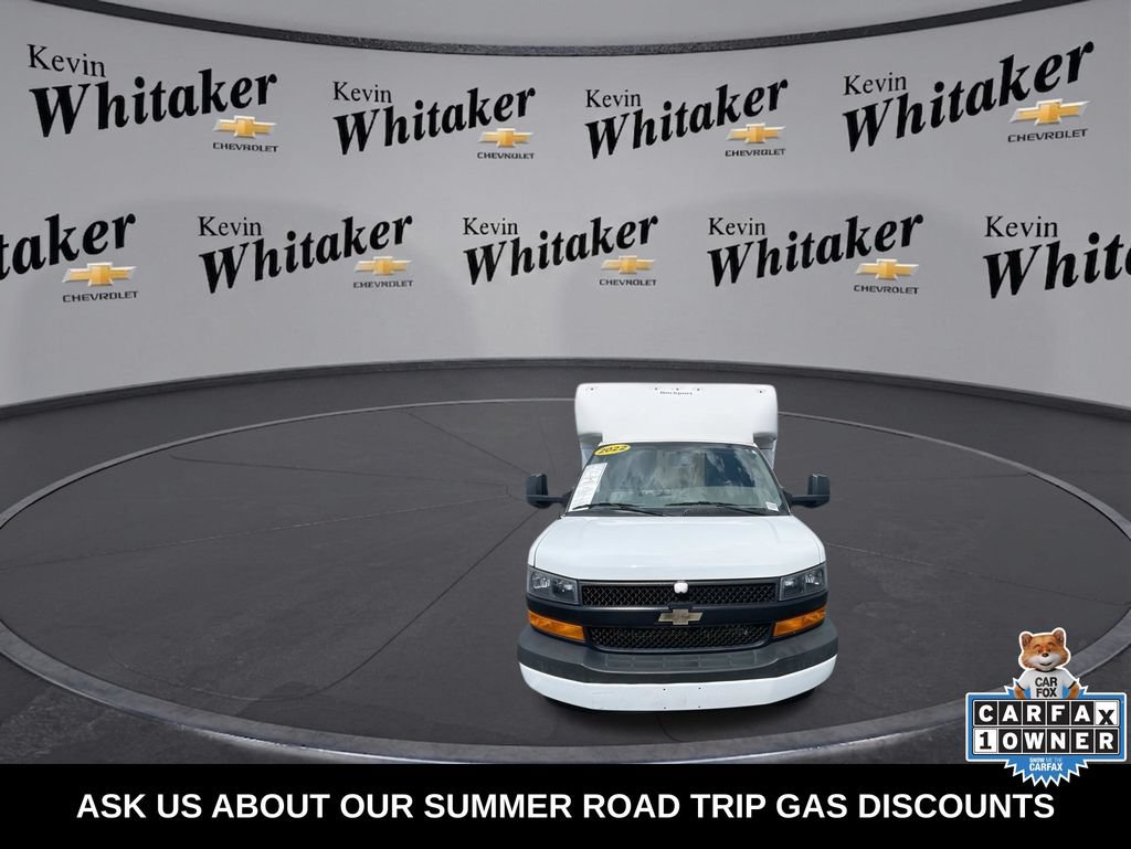 Used 2022 Chevrolet Express 3500 w/ Power Convenience Package RWD image 3