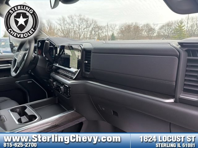 New 2026 Chevrolet Silverado 2500 LTZ w/ LTZ Convenience Package AWD/4WD image 11