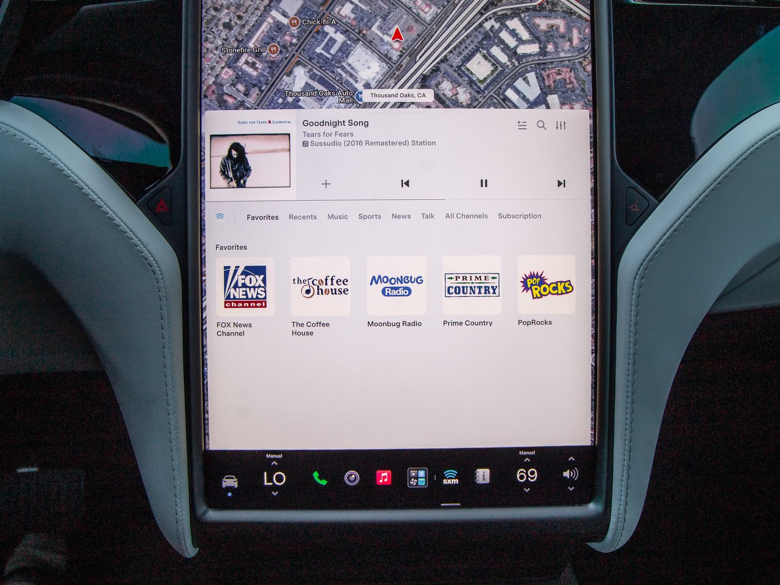 Used 2020 Tesla Model X Long Range AWD/4WD image 18