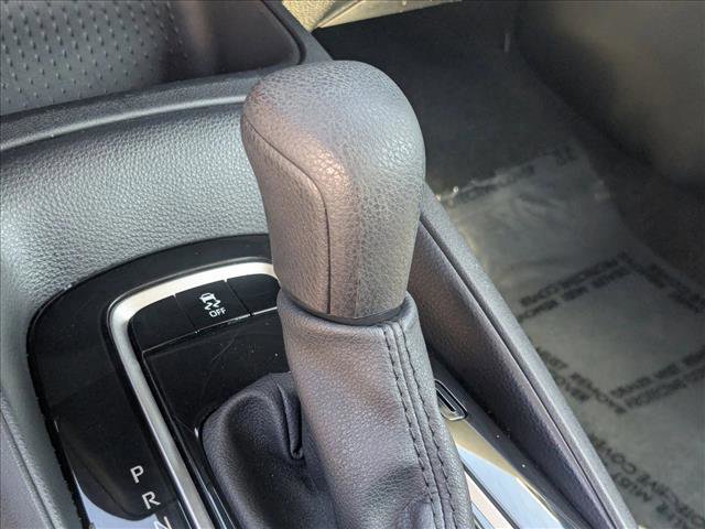 Used 2025 Toyota Corolla LE image 8