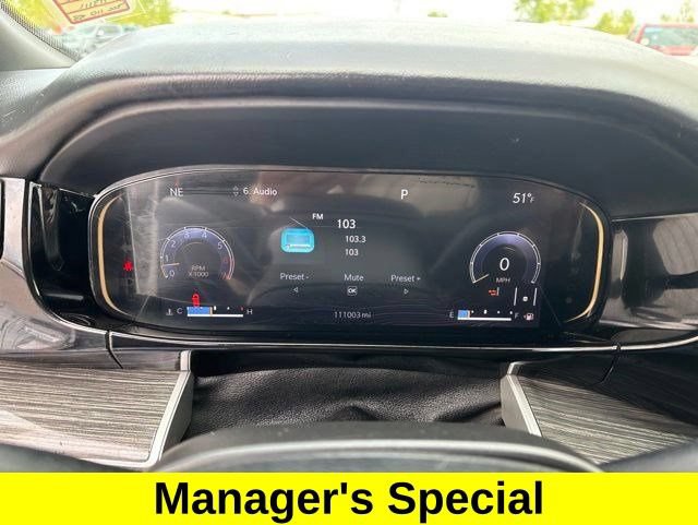 Used 2022 Jeep Wagoneer Series III w/ Premium Group I AWD/4WD image 16