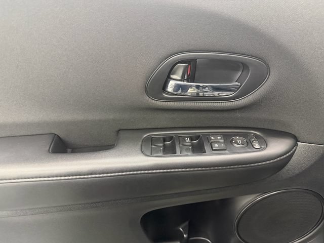 Certified 2022 Honda HR-V LX image 13